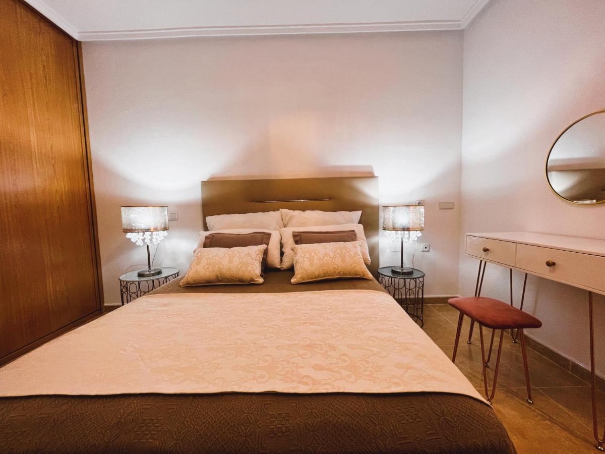Holiday Suite Fragata Torrevieja Exterior photo