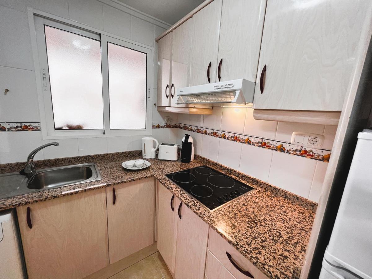 Holiday Suite Fragata Torrevieja Exterior photo